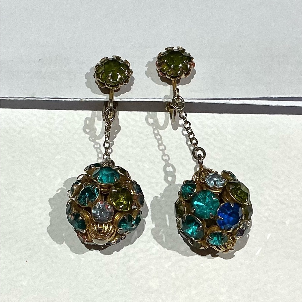 Vintage 60’s Dangling Rhinestone Earrings